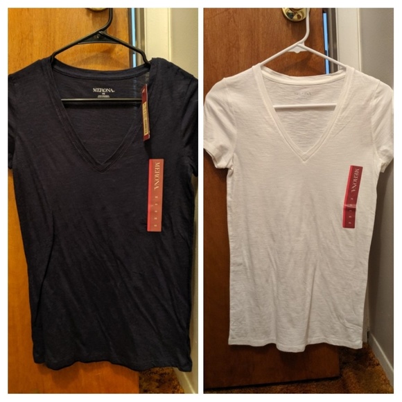 Merona | Tops | Merona V Neck Short 